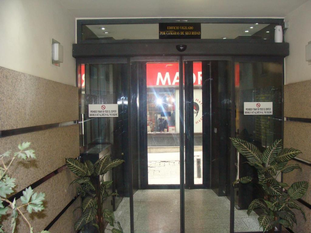 Inter Puerta Del Sol Pension Madrid Exterior photo