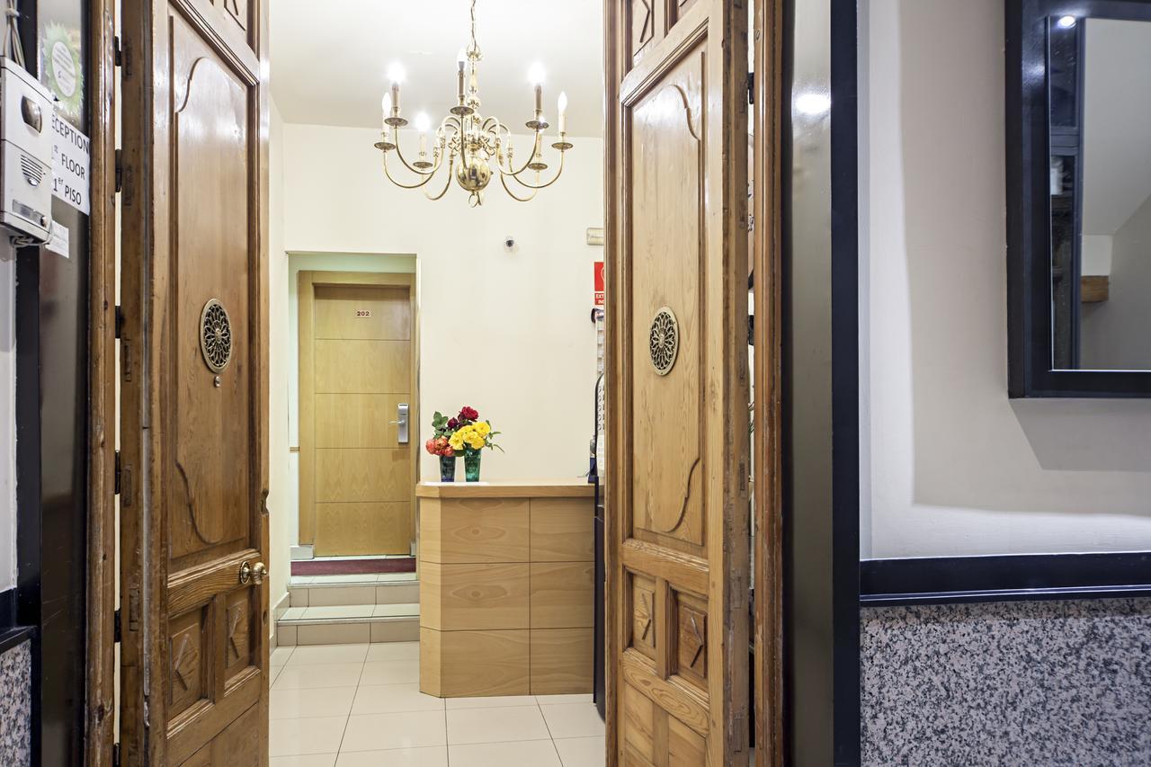 Inter Puerta Del Sol Pension Madrid Exterior photo